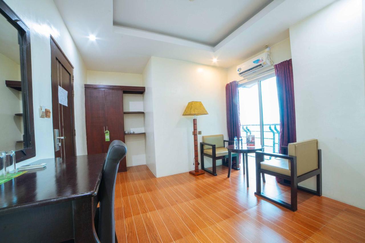 Reddoorz Plus @ Balibago Angeles City Ngoại thất bức ảnh