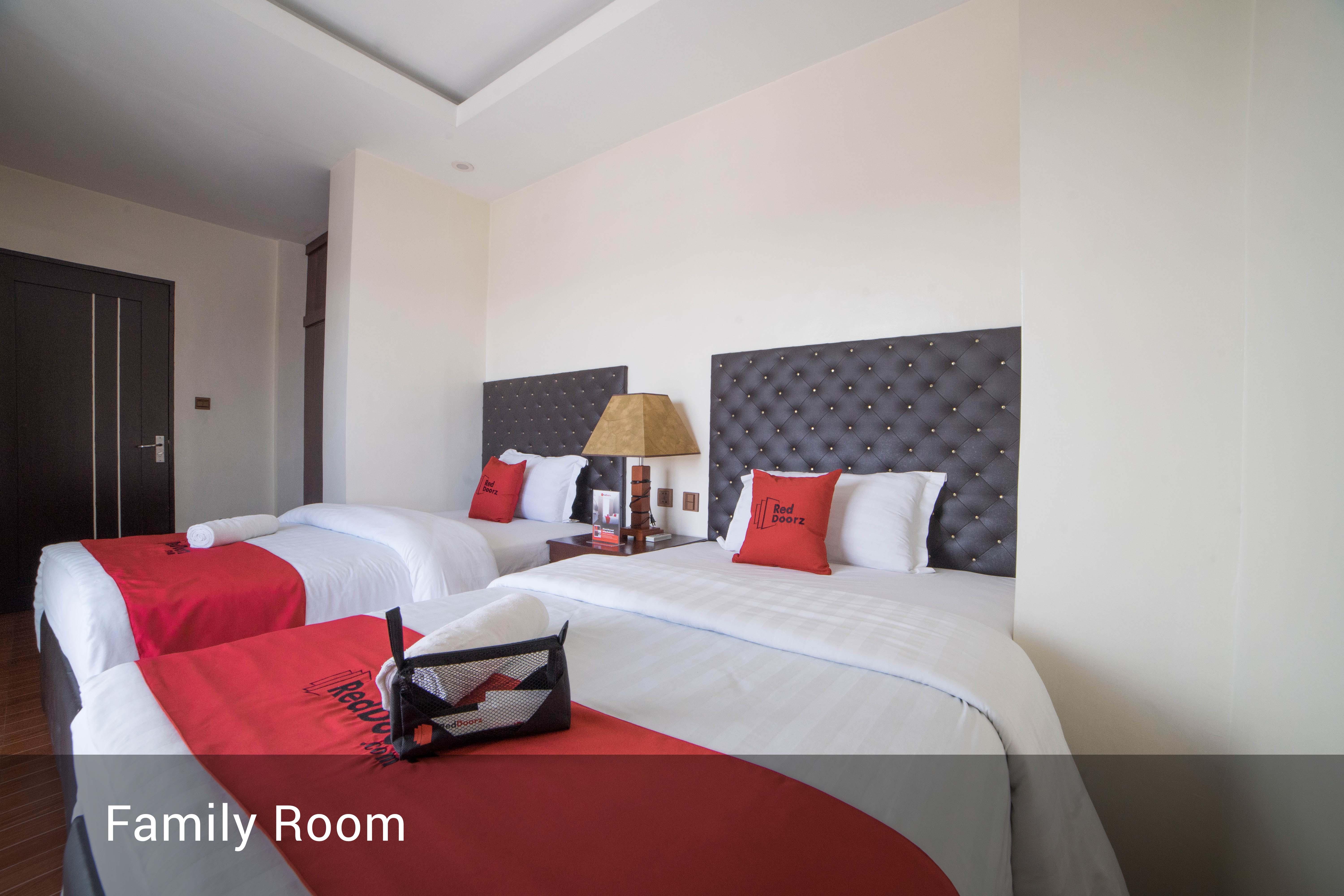 Reddoorz Plus @ Balibago Angeles City Ngoại thất bức ảnh