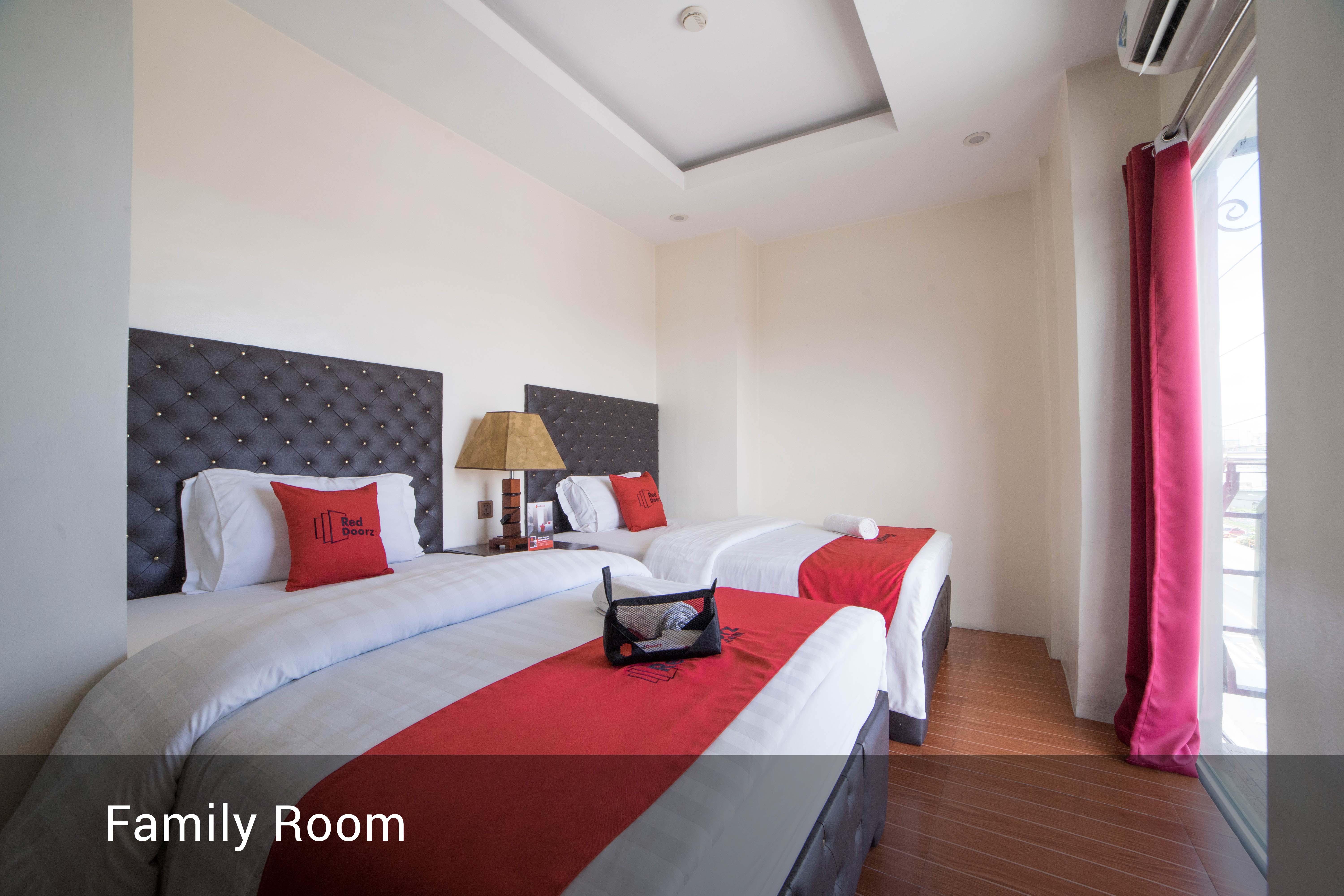 Reddoorz Plus @ Balibago Angeles City Ngoại thất bức ảnh