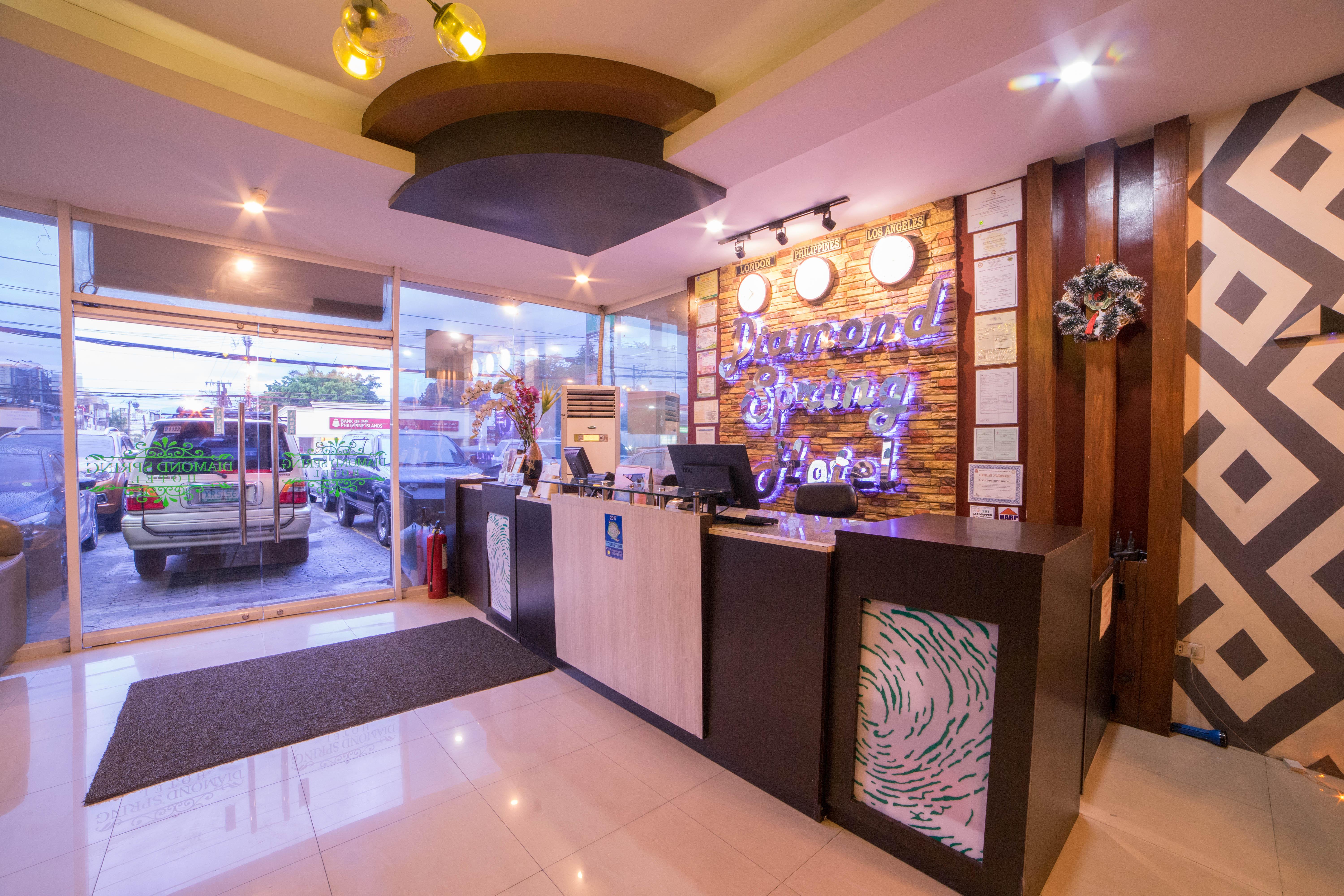 Reddoorz Plus @ Balibago Angeles City Ngoại thất bức ảnh
