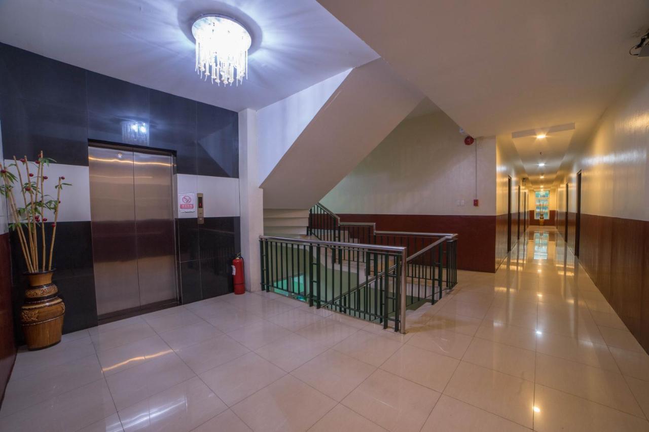 Reddoorz Plus @ Balibago Angeles City Ngoại thất bức ảnh